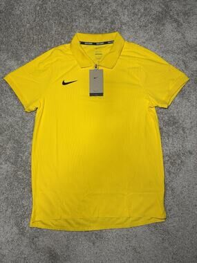 Nike Court Dri-FIT 1/4 Zip Tennis Polo Yellow HQ0792-728 Men’s Size Medium NEW